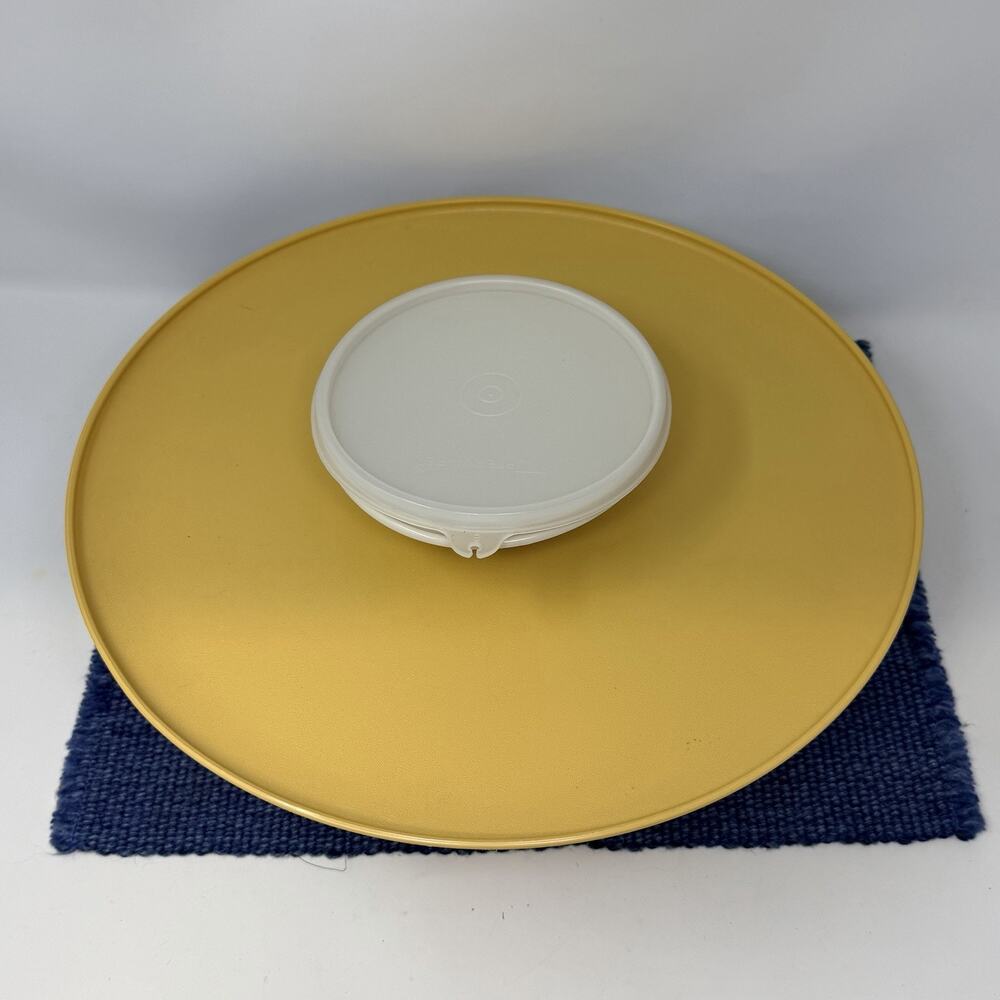 Vintage Tupperware 14" Harvest Gold Chip and Dip Circular Tray Platter 492